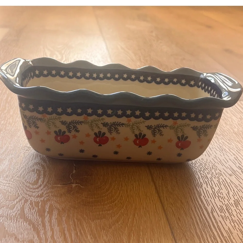 Wiza Polish Pottery Loaf Pan Boleslawiec Handmade Stoneware Apple Star Pattern